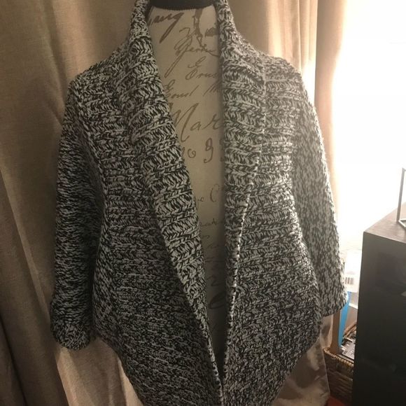 Express black and white marbled cardigan Size M, new With Tags! - Picture 1 of 4